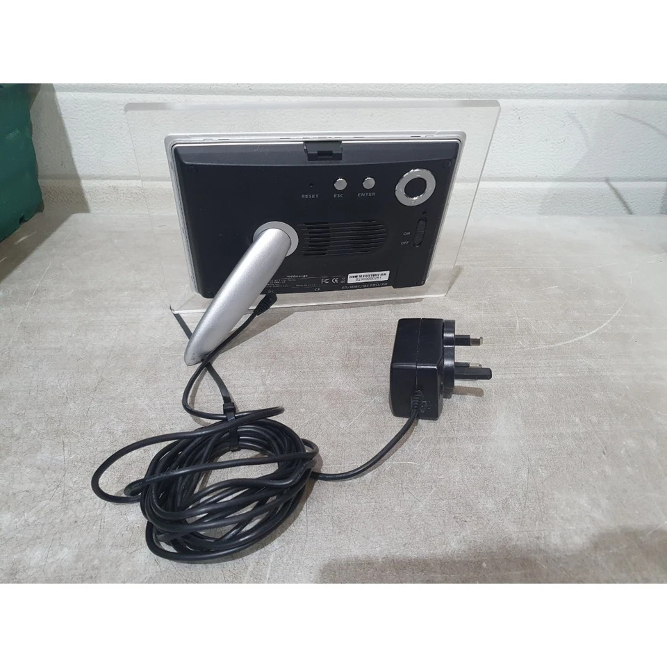 Reddmango Libra QS650 Digital Photo Frame Silver & Black USB Compact w/ Adapter - Image 3 of 4