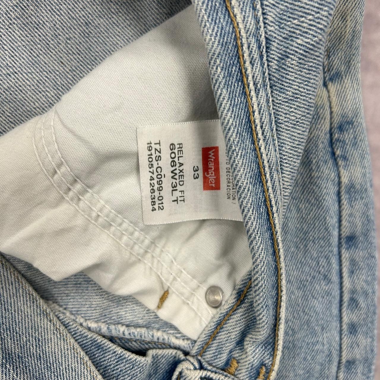 Wrangler Shorts relaxed fit blue denim shorts Men's 33 thumbnail 3