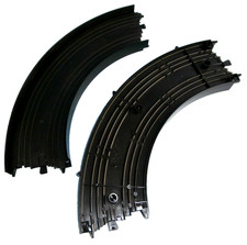 VTG 2 PCS TYCO COMAND CONTROL 9" RIGHT QUARTER TURN PCS Track No. B-5850 USED