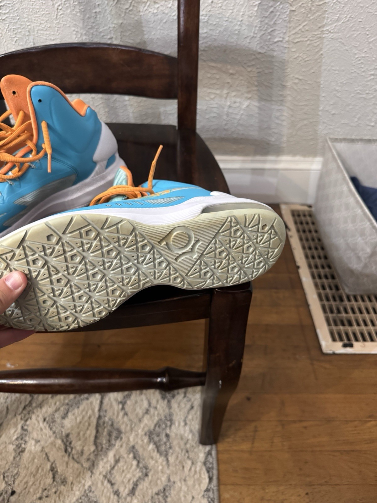 KD 5 Easters - image 4