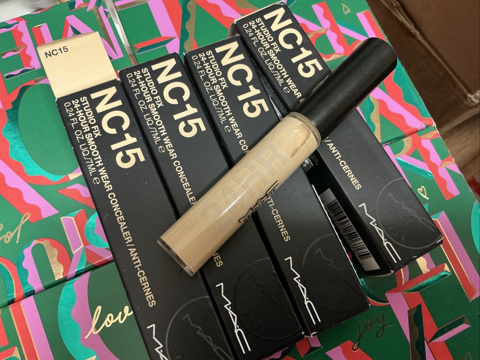 MAC - STUDIO FIX 24-HOUR SMOOTH WEAR CONCEALER - NC15 - 7ML