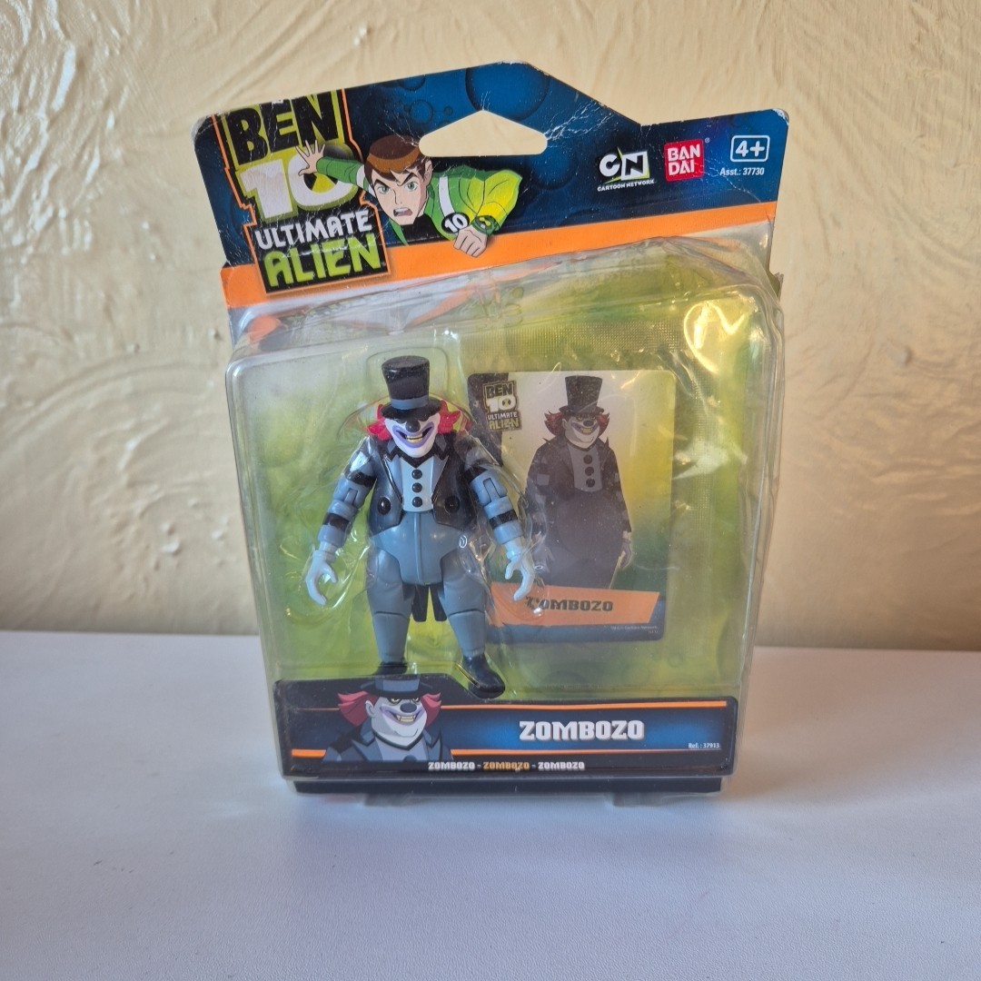 BEN 10 TEN ULTIMATE ALIEN ZOMBOZO ACTION FIGURE! 4 INCH 10 CM. VERY RARE UK!
