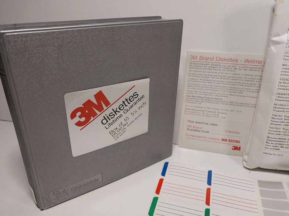 Microsoft Windows 3.0 & Word 2.0 5.25" Floppy Discs Plus Cases OS Retro Gaming - Image 2 of 4