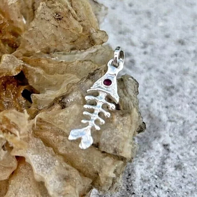 Bonefish necklace sale