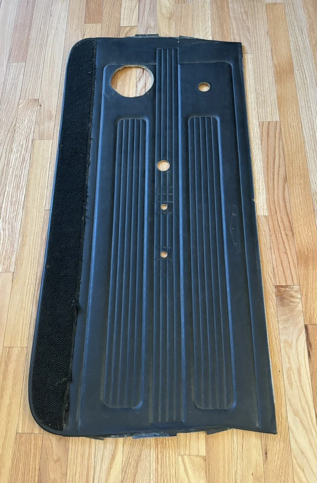 Pontiac Lemans GTO 1967 panel de puerta de pasajero delantero OEM original GM Foto 4 de 4