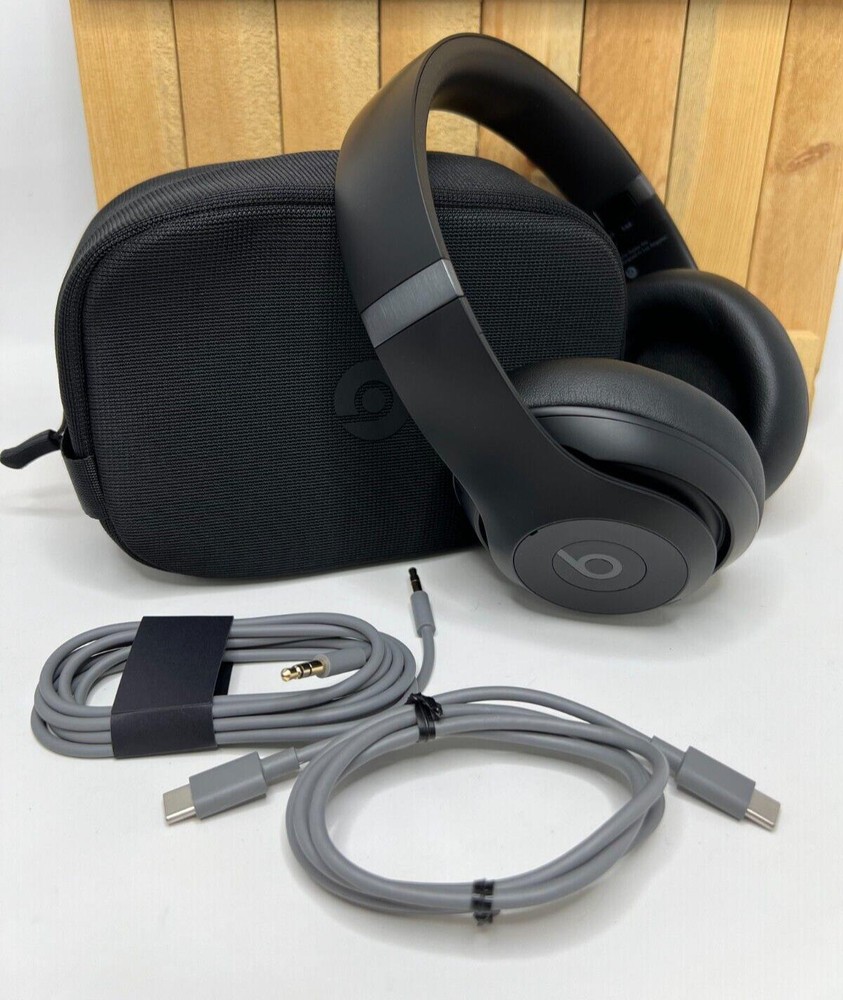 Beats by Dr. Dre Beats Studio Pro Wireless Noise Cancelling Black Grade A