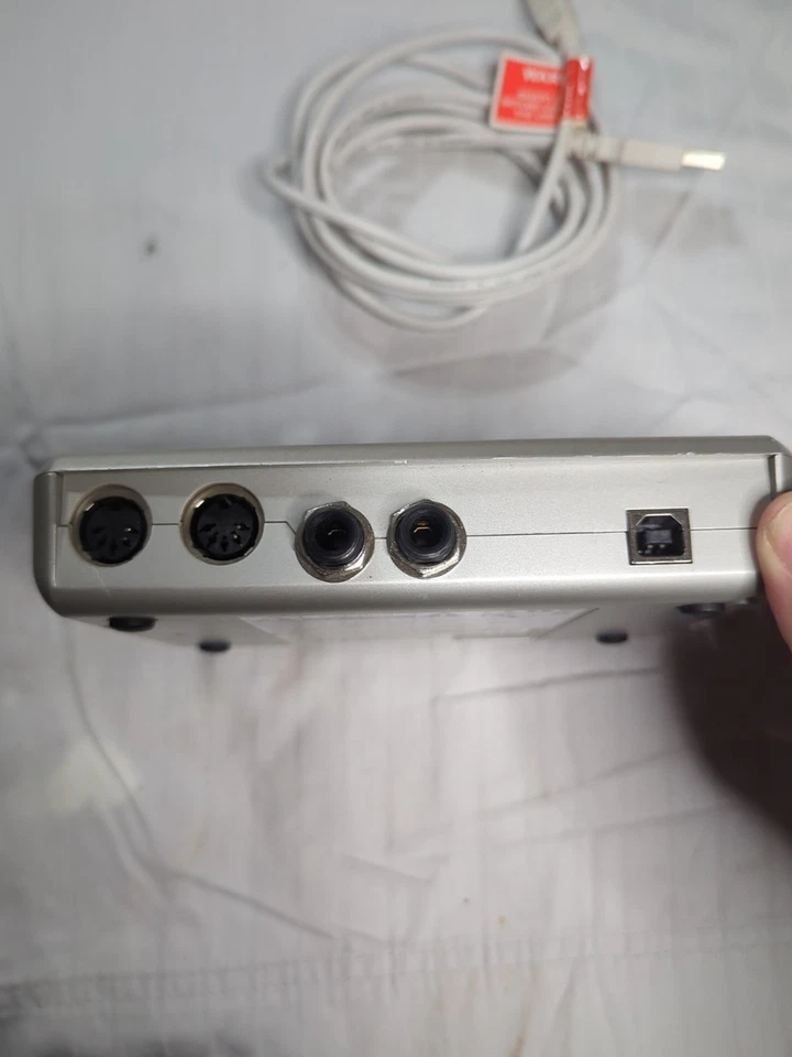 USED Alesis iO2 Express 2-Channel USB Recording Interface AS IS Not Tested - Image 3 of 4