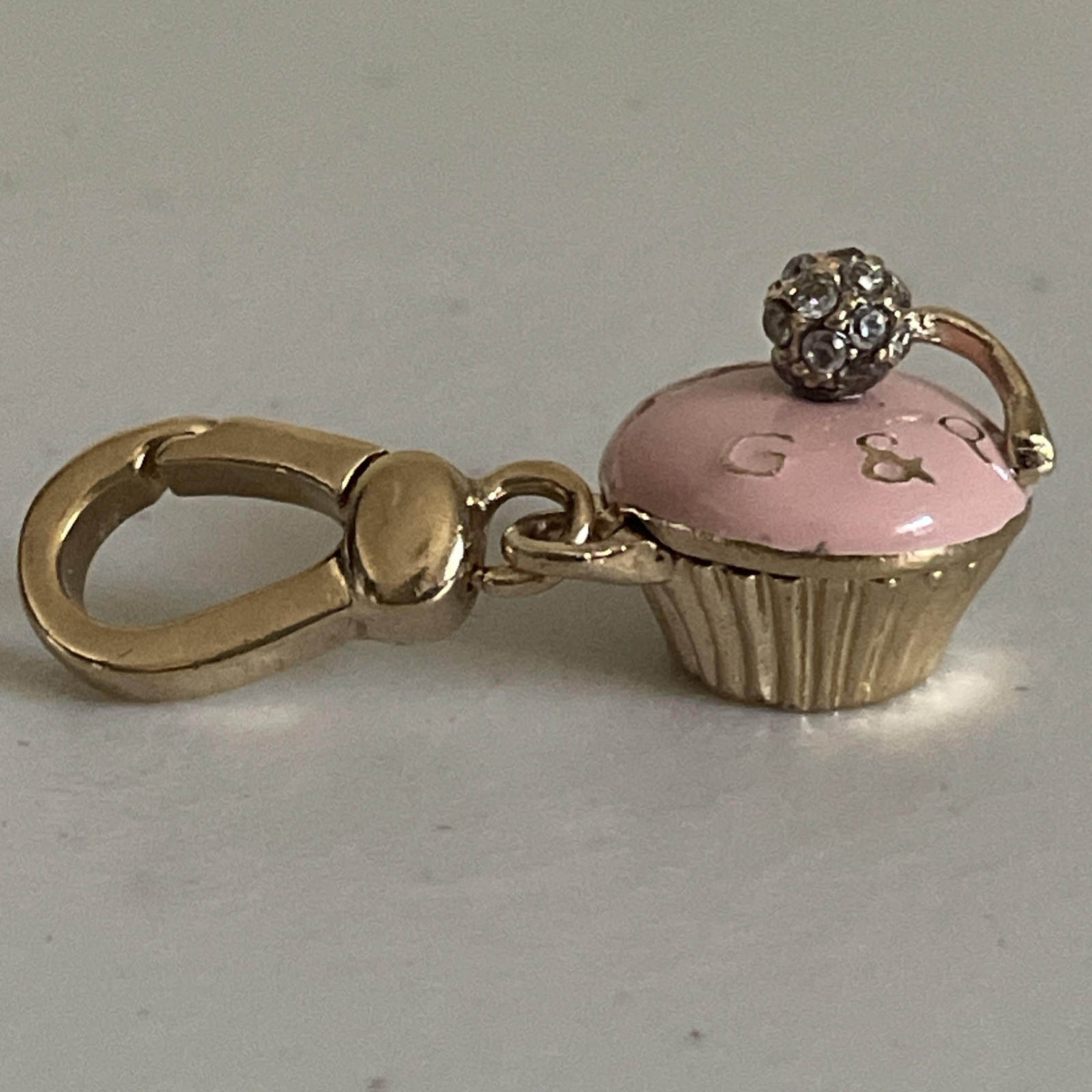 Juicy Couture Cupcake Charm Gold Tone Opens Cherry