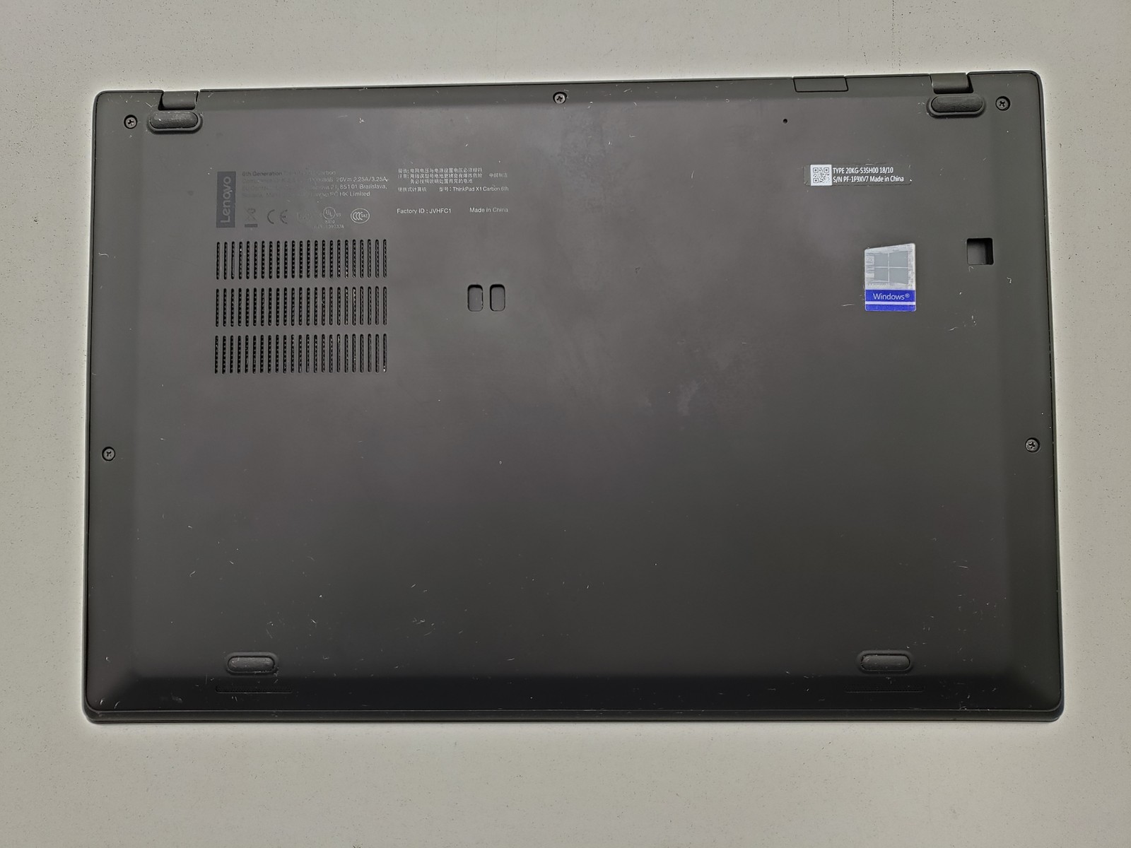 Lenovo ThinkPad X1 Carbon, 14-Inch Laptop, with Intel Core i7-8650U, Windows 11 Pro