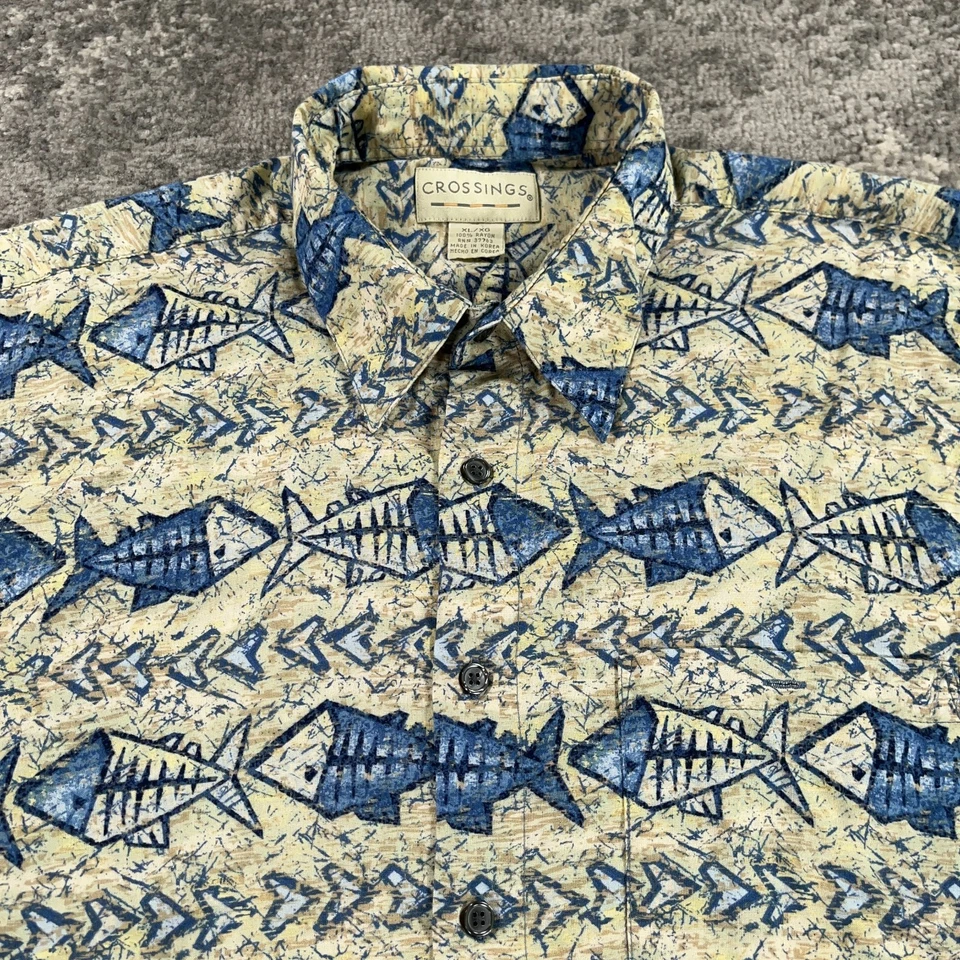 Camisa Hawaiana De Colección Crossing Para Hombres XL Amarillo Azul Estampado Geométrico de Peces Años 90 Rayón Foto 2 de 4