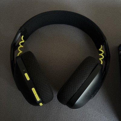 Logitech G435 Lightspeed Bluetooth Headset, Schwarz, Inkl. Empfänger