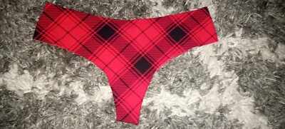 NeW Vspink no show thong Panty Size medium red plaid 