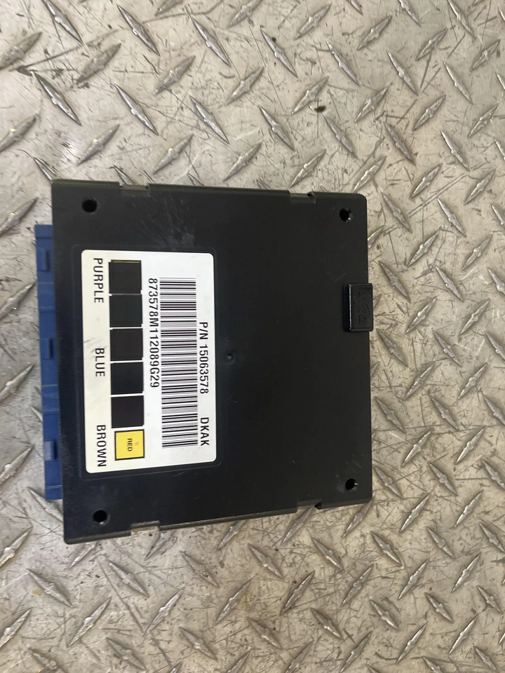 Chevy Silverado BCM 2001 módulo de control de carrocería OEM 15063578 Foto 4 de 4