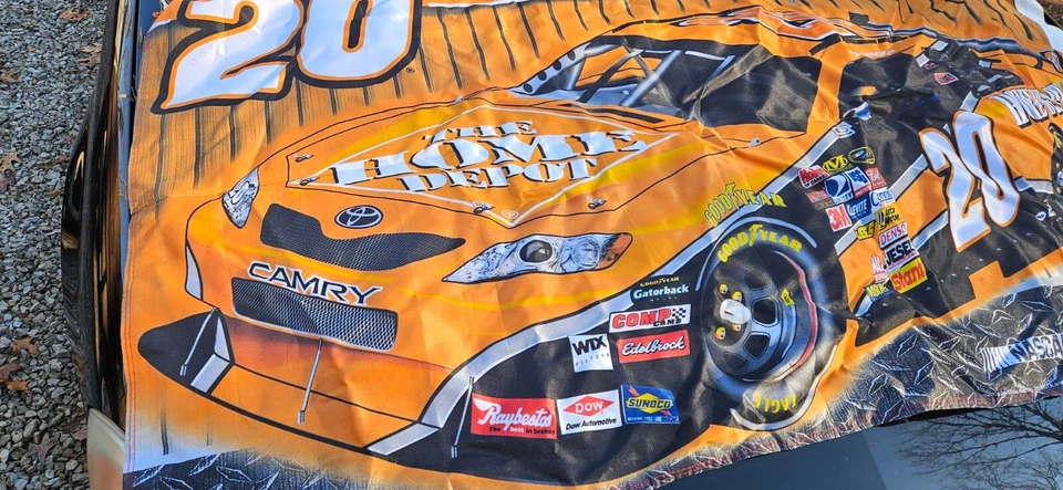 Vintage NASCAR 2005 Joe Gibbs Racing #20 Tony Stewart Flag 3’ x 5’ Double Sided - Image 3 of 3