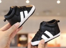 Classic Baby Boy Girl Crib Shoes Infant Sneakers Casual Shoes Newborn Baby Shoes