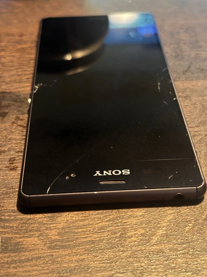 Teléfono Celular Sony Xperia Android T-MOBILE Negro SOLO PARA REPUESTOS Ver Descripción Foto 4 de 4