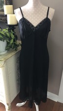 Vtg Vanity Fair Slip Lingerie Black Full Slip Lace Bust 36 USA