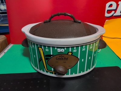 Vintage Rival Crock-Pot Slow Cooker 5qt Football 50 Yard Line Sports