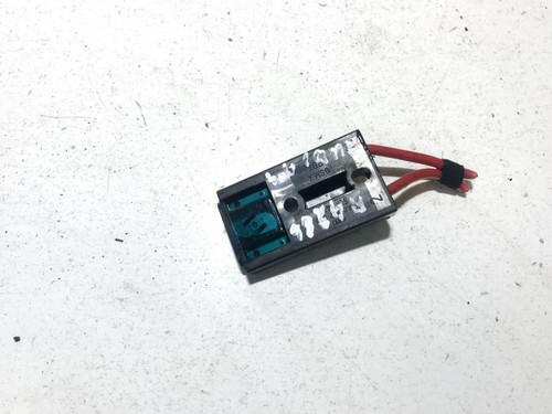 8a0937530 Sicherungen 4604602-465023 Audi A4 DE598890-20