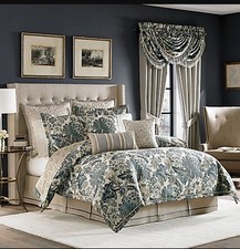 croscill daphne throw pillows