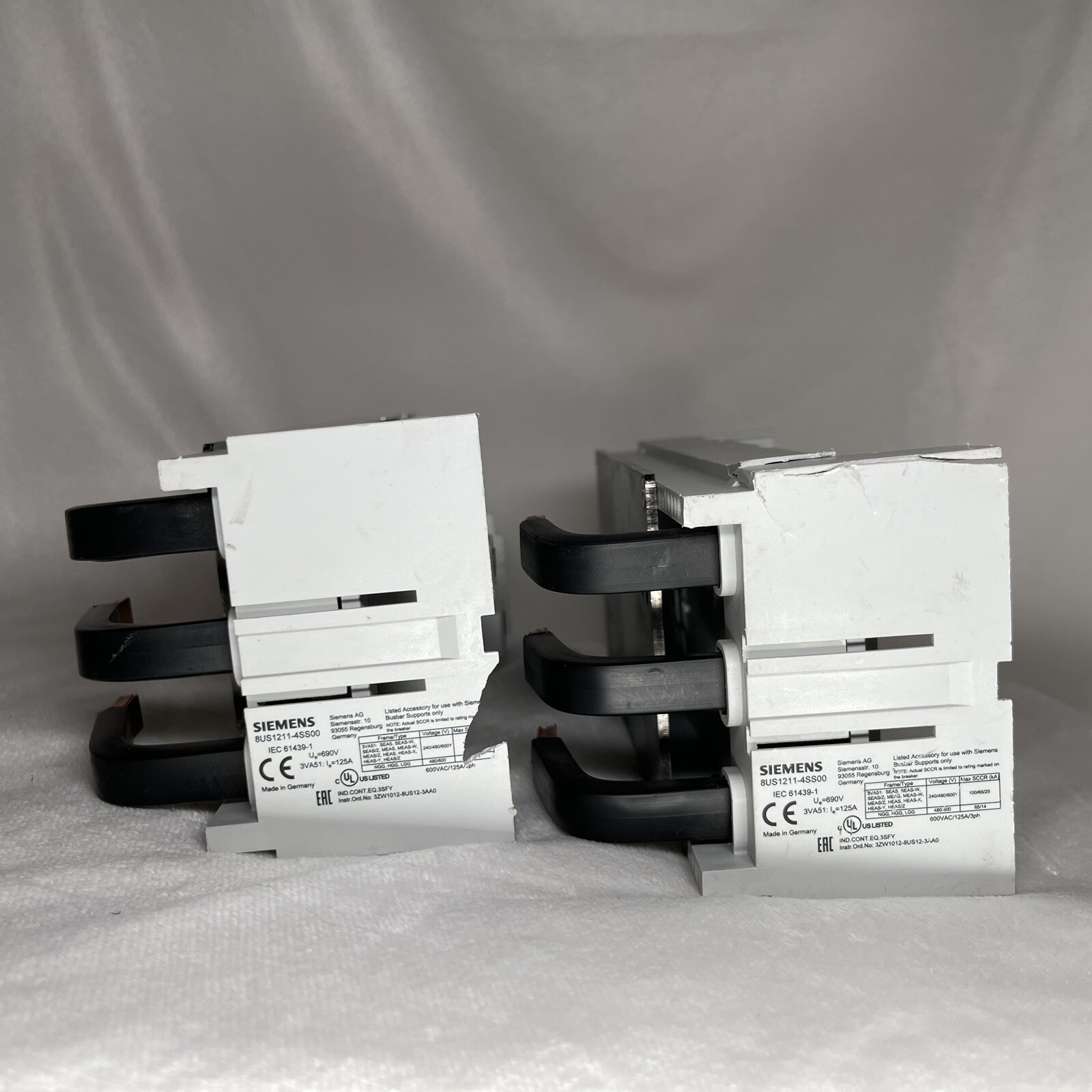 Siemens 8US1211-4SS00 Sentron Circuit Breaker Busbar Adapter 3 Pole 125 Amp - 2x