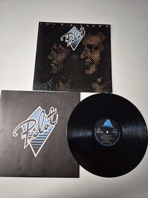 Pilot   Two's A Crowd, Arista   1C 064-99 335, first German press 1977