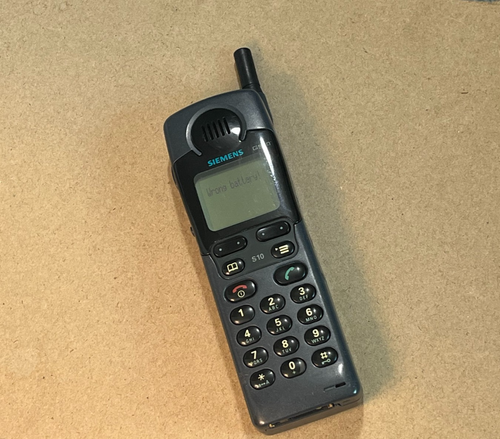Siemens S10 World First Multicolor LCD Mobile phone - Afbeelding 2 van 16