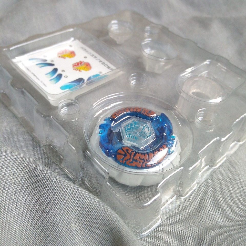 Toupie Beyblade Bakushin Susanow BB-122 Metal Masters Hasbro Neuve avec