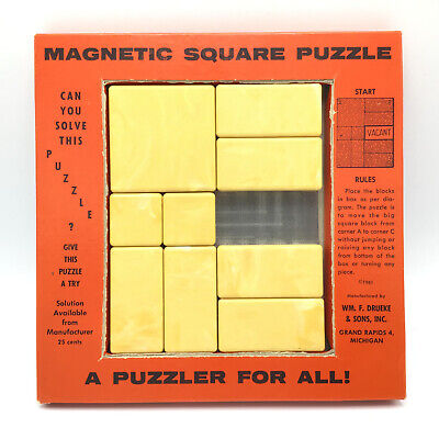 Dureke & Sons Wood Magnetic Square Solitaire Puzzle 1961