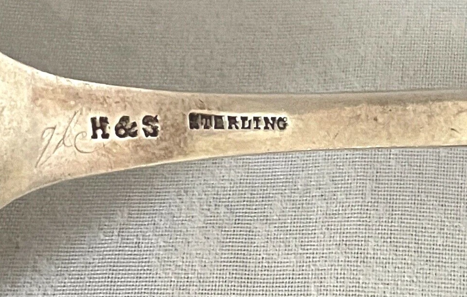 Cuchara para servir Lily of the Valley de Hotchkiss & Schreuder Sterling con tazón grabado Foto 4 de 4