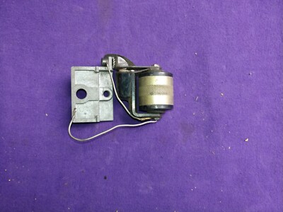 Dynamo Vintage SOUBITEZ Noire – 6V 3W – Fabriqué en France – Pour Vélo Ancien - Équipements vélos