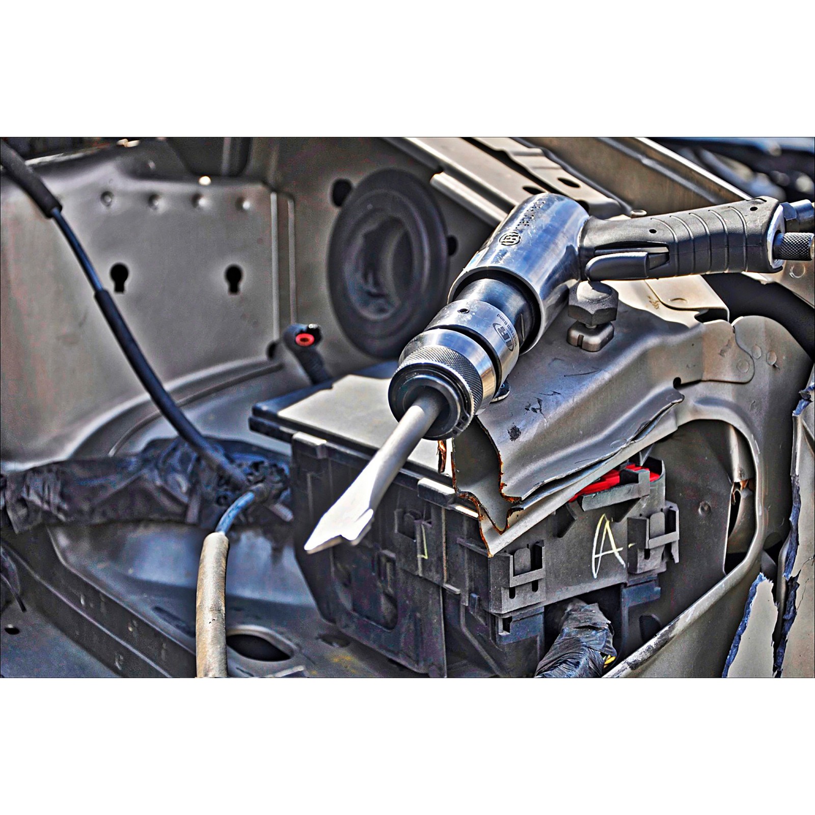 Ingersoll Rand Air Hammer and Chisel Set, 2 5/8in. Stroke, 3500 BPM, Model#