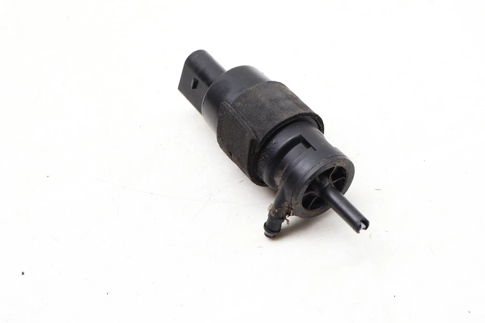 Porsche 918 Spyder 2015 - bomba lavadora de parabrisas / motor 1K5955651 Foto 2 de 4