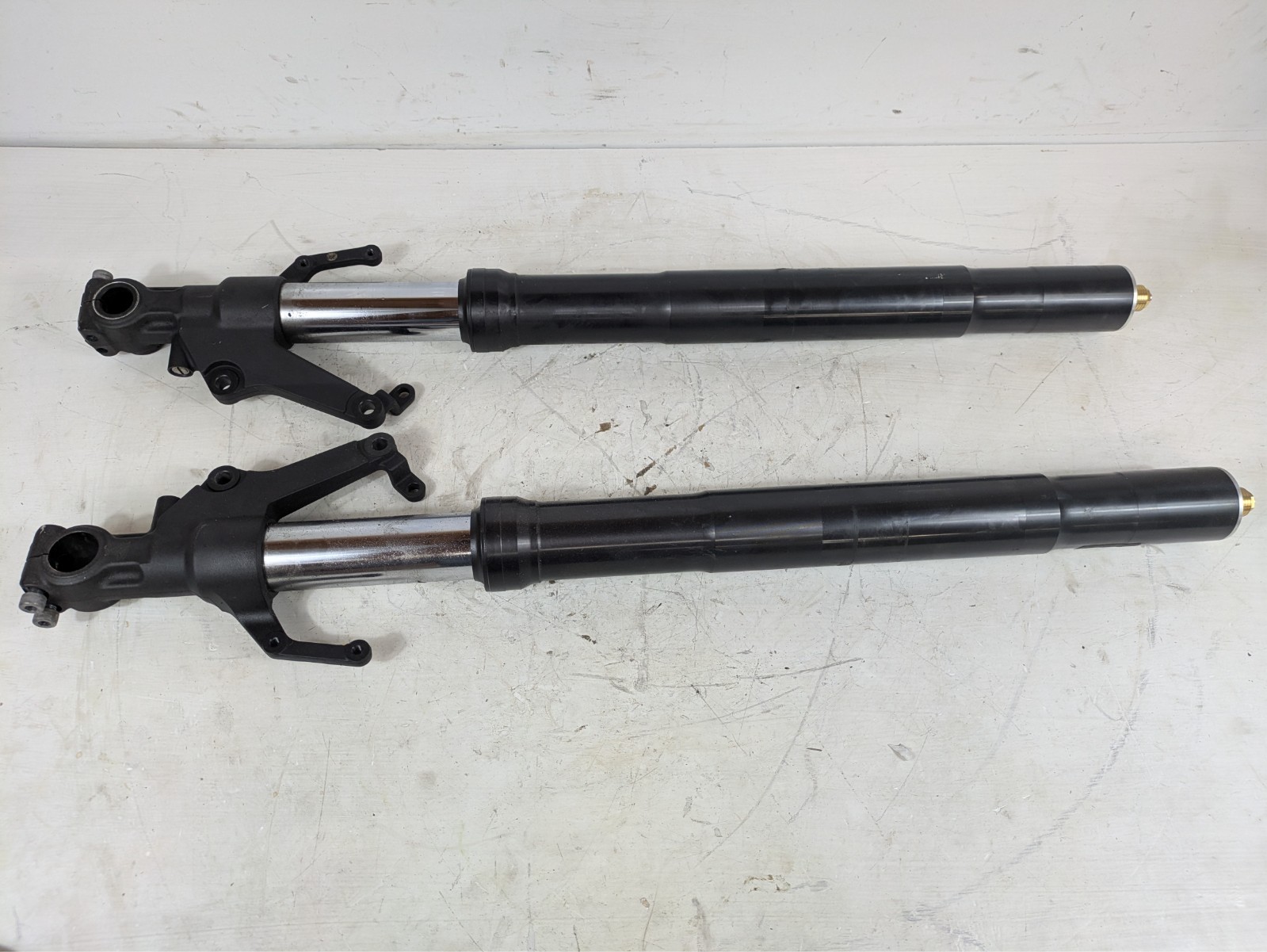 2002 - 2003 Yamaha YZFR1 YZF R1 Front Suspension Forks (NEED SEALS)
