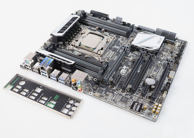 ASUS X99-A ATX LGA2011-V3 DDR4 Motherboard w/ Intel I7-5820K 3.3GHz CPU