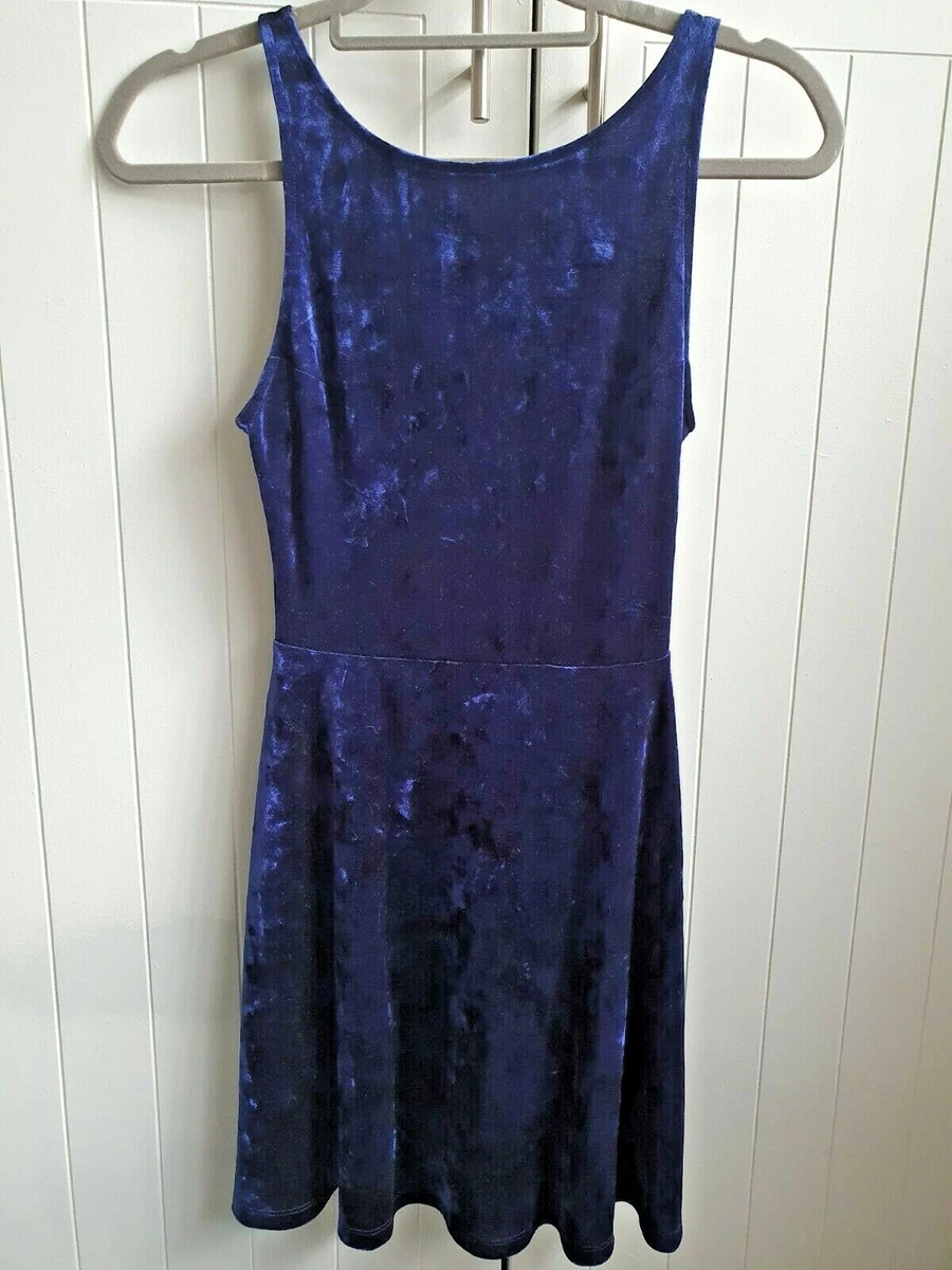 H&m blue velvet clearance dress