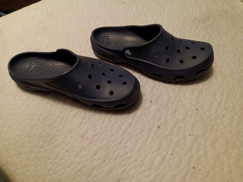 crocs freesail size 8