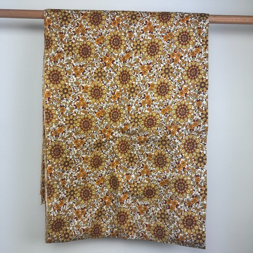 Vintage 1970s Cotton Flannelette Fabric Deadstock Retro Floral Print; 2.2m x87cm - Picture 2 of 7