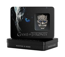 OFFICIAL GAME OF THRONES 3D NIGHT KING PIN BADGE + METAL PLAQUE BRAND NEW!