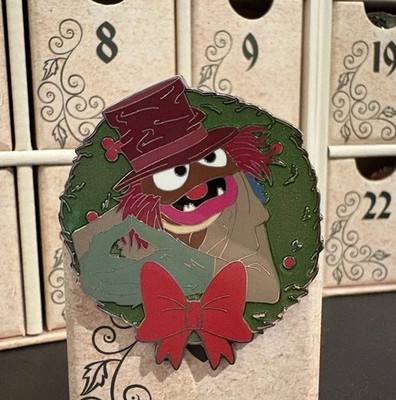The Muppet Christmas Carol 24-Day Advent Calendar Pin Old Joe LE