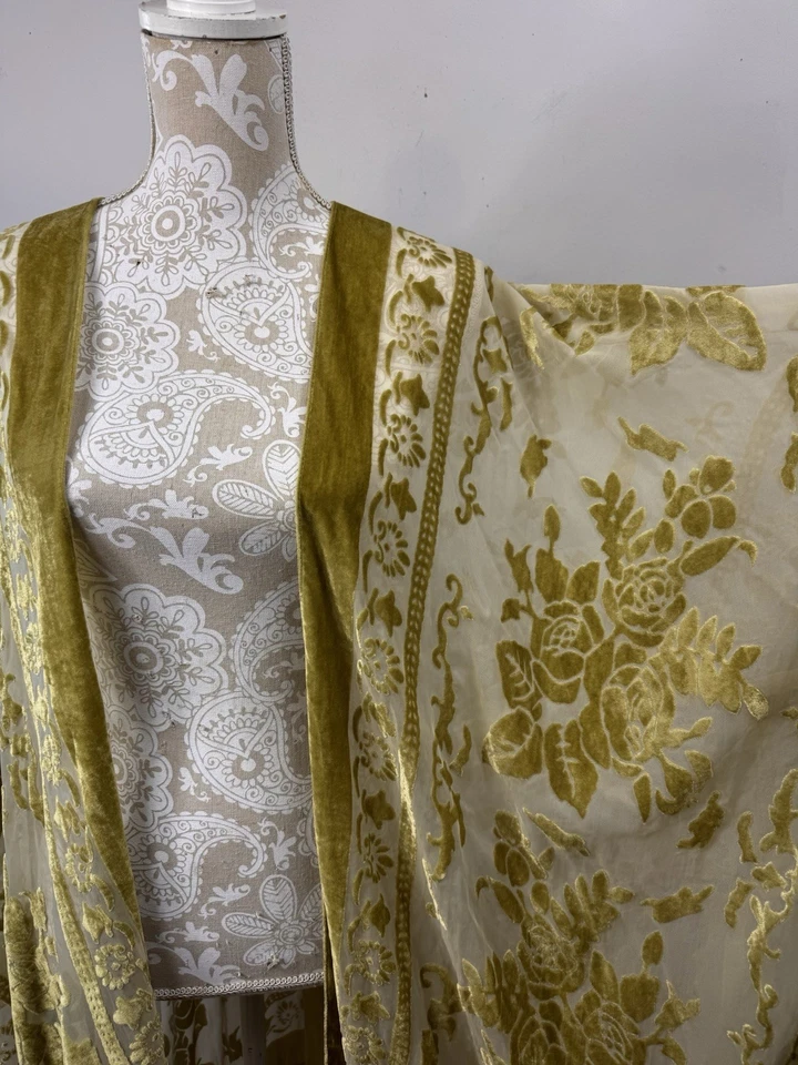 Jaqueta Boho Burnout Veludo Kimono Espanador Franja Aberta Anos 70 Verde Outono Transparente - Imagem 4 de 4