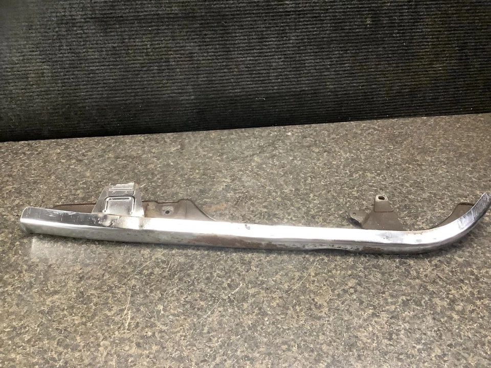 79 Honda CM400T CM400 Chainguard 19C - Image 4 of 4