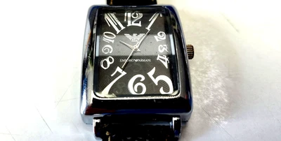 MONTRE EMPORIO ARMANI AR-0101 BRACELET D'ORIGINE CUIR VERITABLE PILE VARTA NEUVE - Photo 1/4