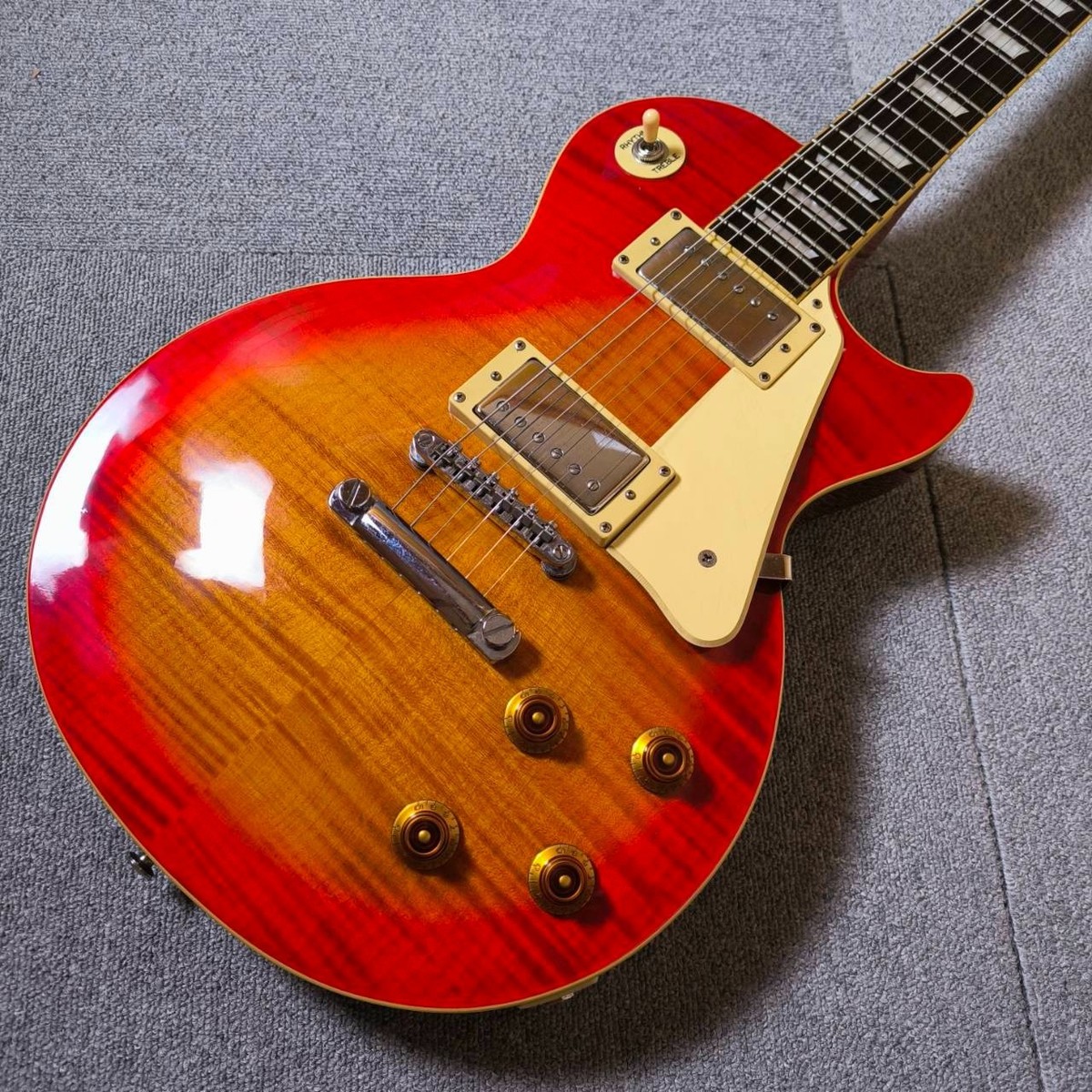 Epiphone Les Paul Standard Cherry Sunburst Electric Guitar With