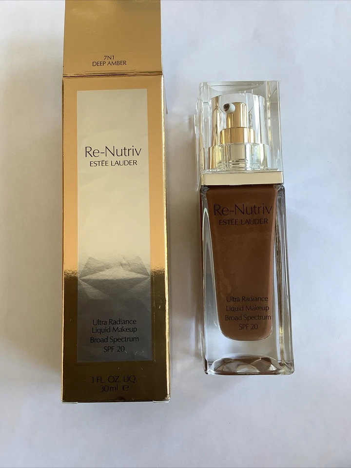 Estee Lauder Re-Nutriv Foundation (7N1 Deep Amber) Ultra Radiance SPF 20 (30ml) - Image 2 of 4