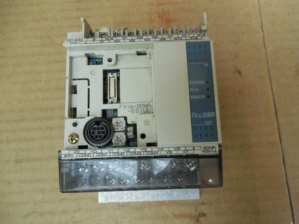 Plc mitsubishi fx1s