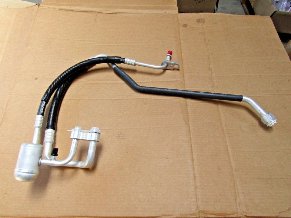 Conjunto de manguera de refrigerante de aire acondicionado 4 estaciones 56661 para Buick Park Avenue 97-99 Foto 2 de 3