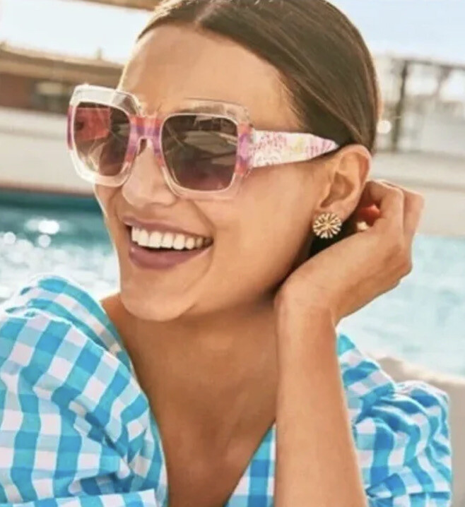 NWOT Lilly Pulitzer Oversized Splashdance Square Sunglasses Lilly Pulitzer | Accessories | Lilly Pulitzer Oversized  main image 2