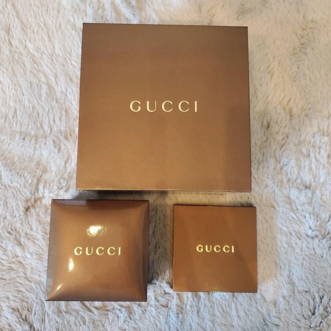 Boîtier de montre GUCCI boite m25228658326HA occasion