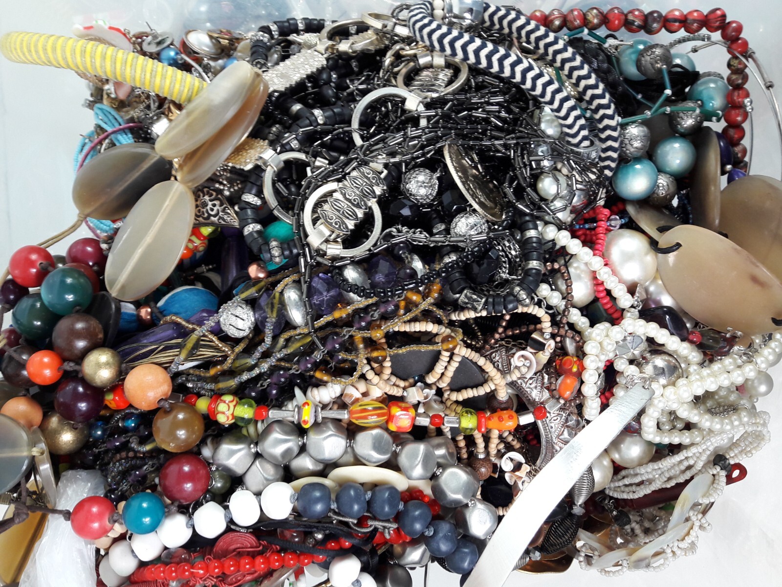 Costume Jewellery Job Lot Approx 8KG Mixed necklaces, Bracelets etc for